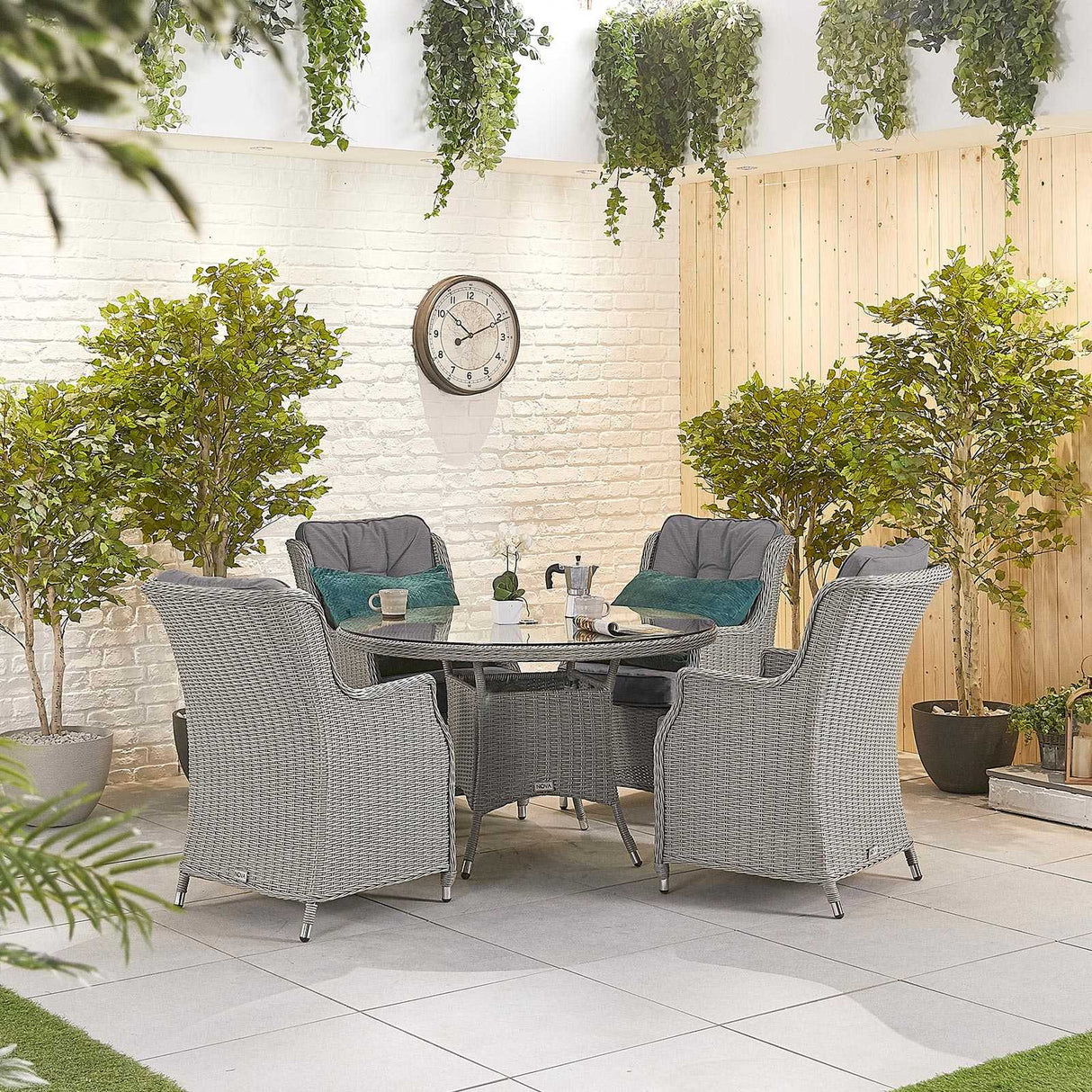 Thalia 4 Seat Round Dining Table