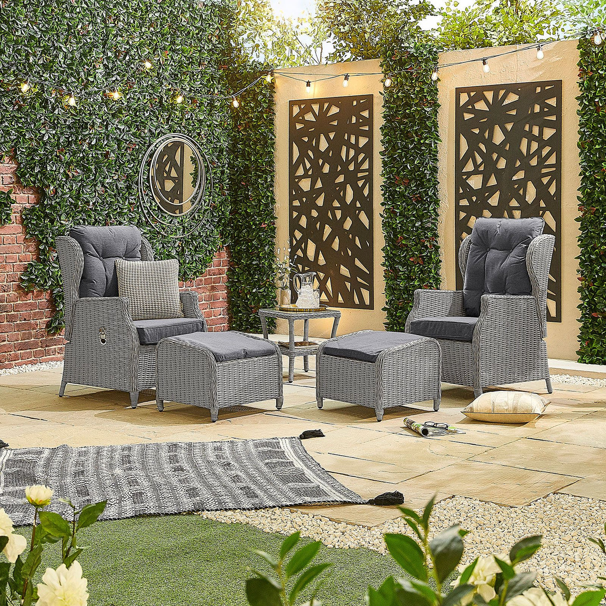 Nova Skylar Reclining Set